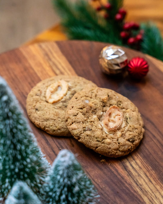 Pistachio white chocolate cookie